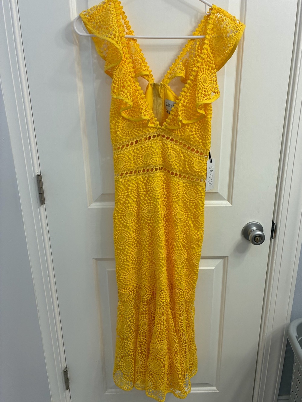 Saylor Yellow Crochet Lace Maxi Dress NWT Size Small Flutter Sleeve